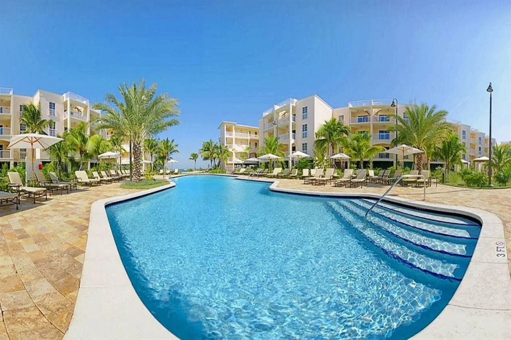 Beachside Resort & Residences