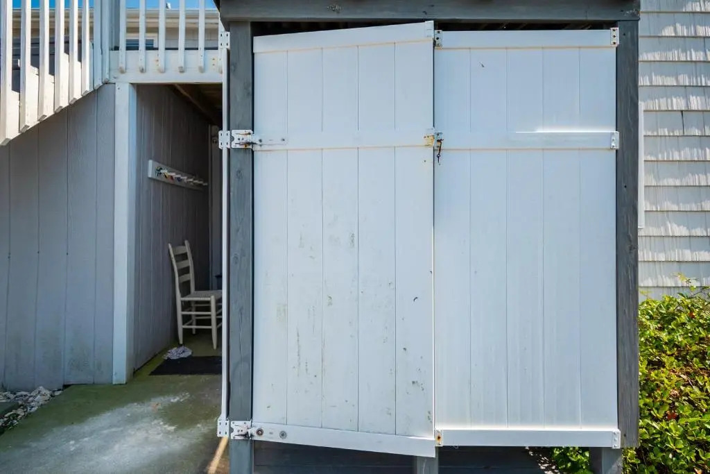 Sawyers Shore Shack by Oak Island Accommodations