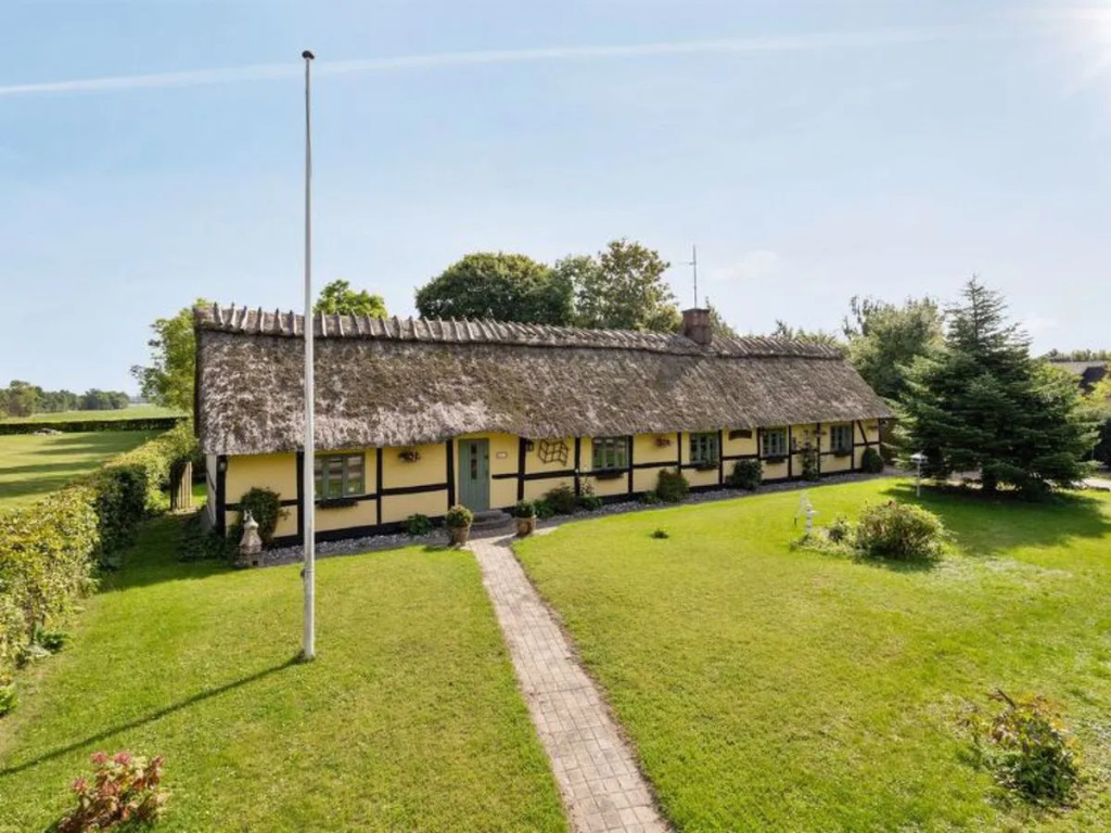 "Isbiorn" - 5km from the sea in Lolland, Falster and Mon