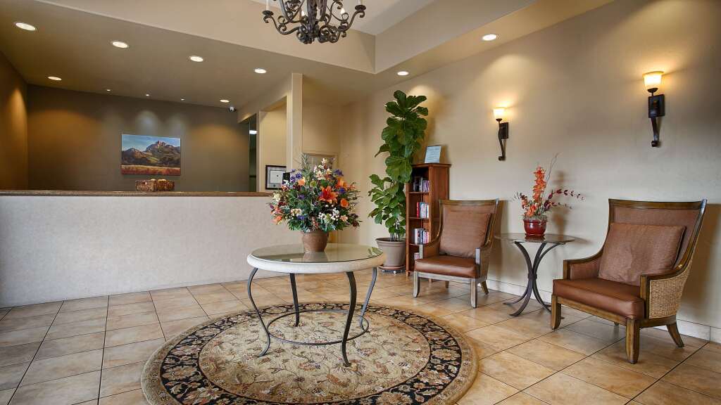 Best Western Plus Royal Oak Hotel