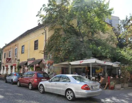 Rimska Apartments Tour As Ljubljana