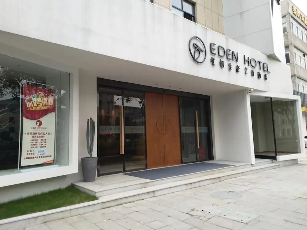 Eden Hotel
