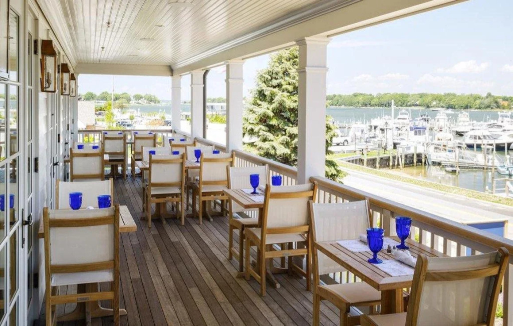 Faraway Sag Harbor