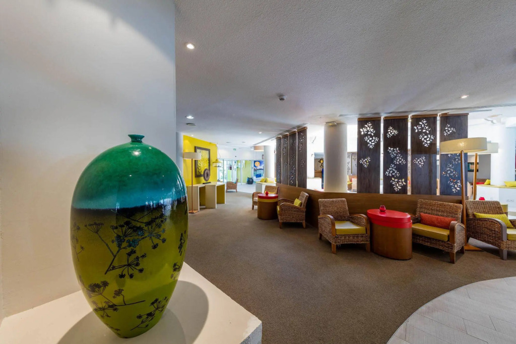 Garrigae Domaine de lEsterel - piscine & SPA Cinq Mondes
