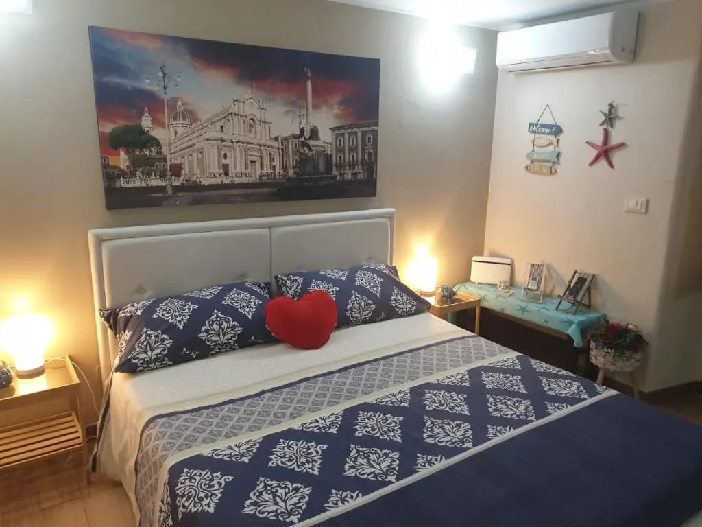 Viky House