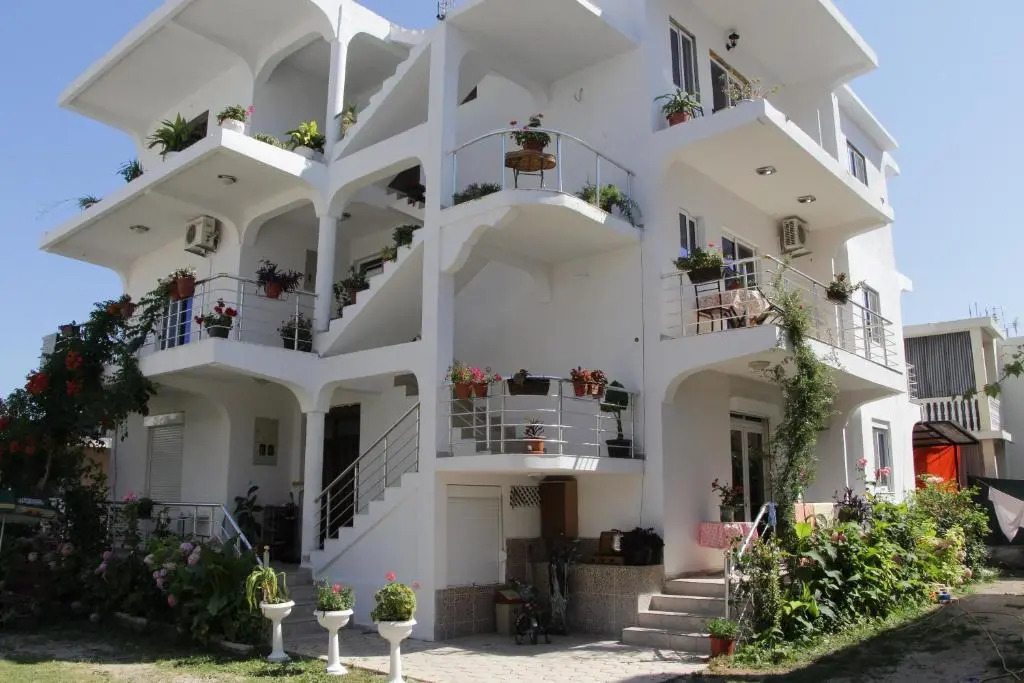 Apartments Armini