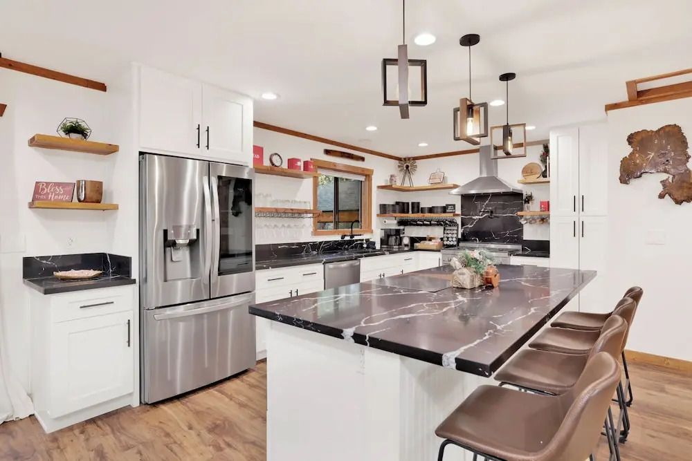 Elmwood Place #2218