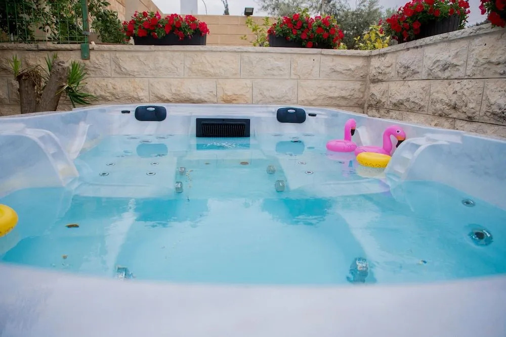 Hotel La Finca - Luxury Suites Hotel - סוויטות יוקרה במרכז באר שבע עם גקוזי וחוויית אירוח פרימיום