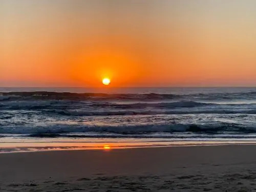 Casa 100 Mts Da Praia!
