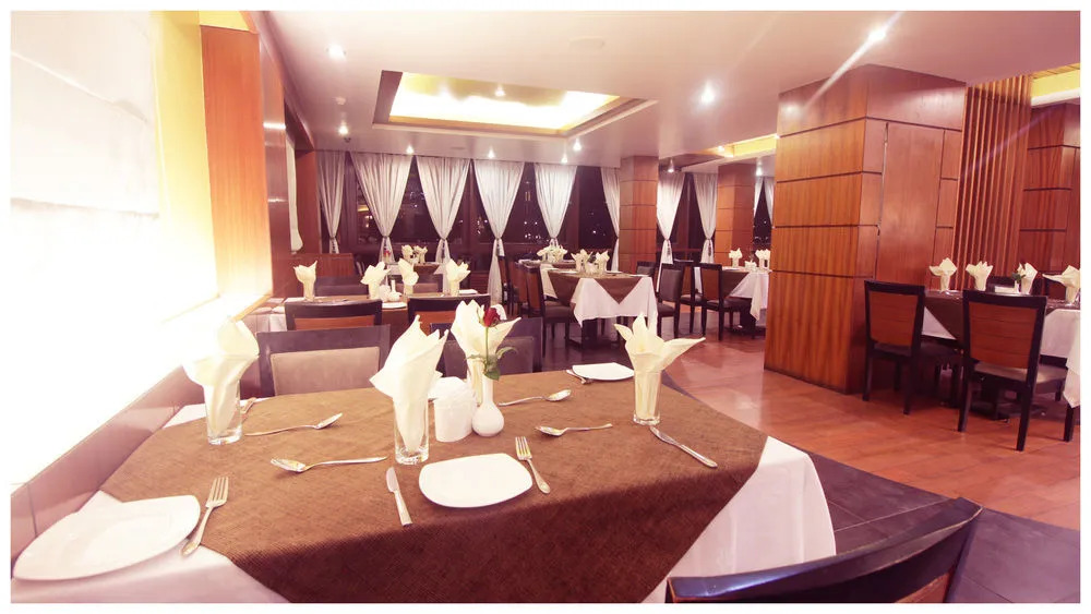 Suhim Portico Hotel & Resort