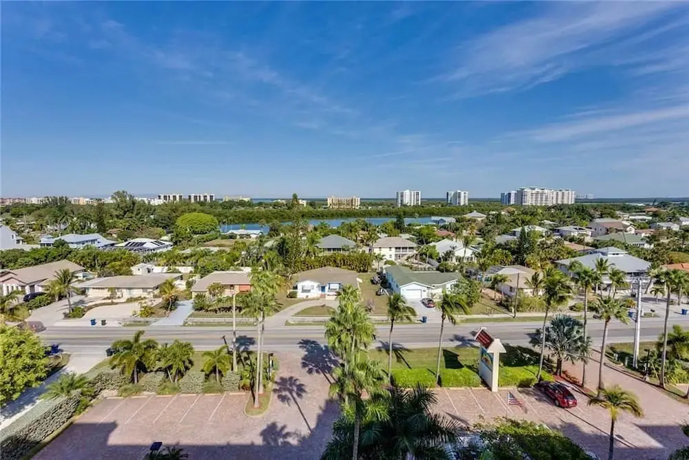 Sun Caper 808 - Two Bedroom Condo
