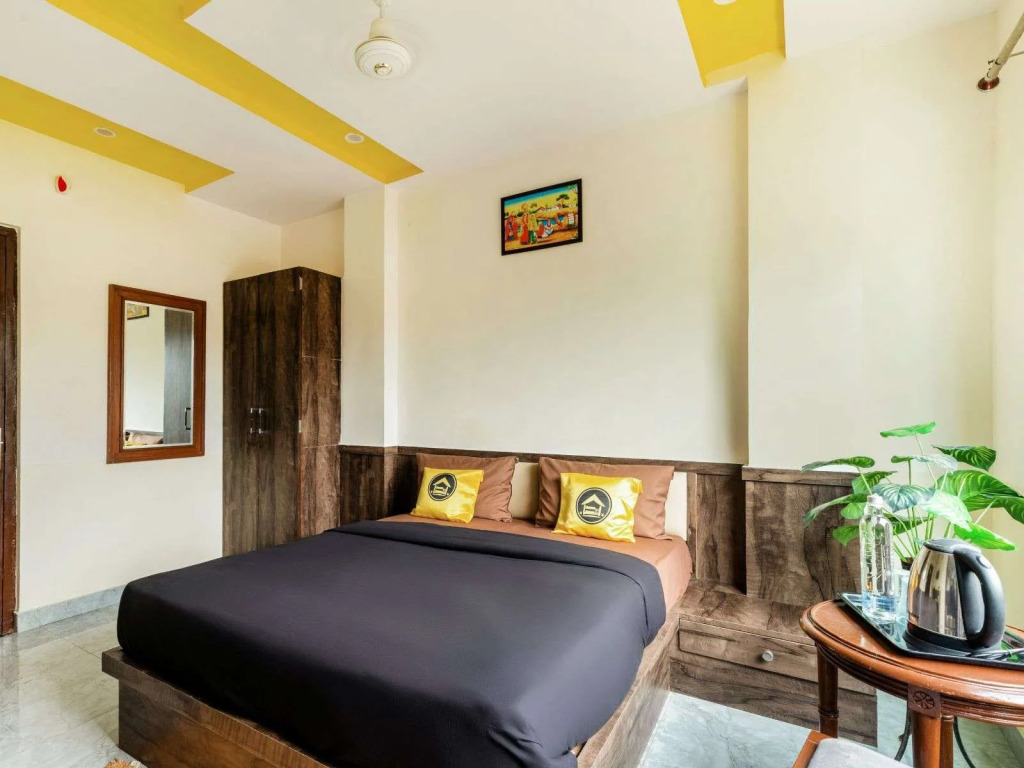 The Hosteller Agra