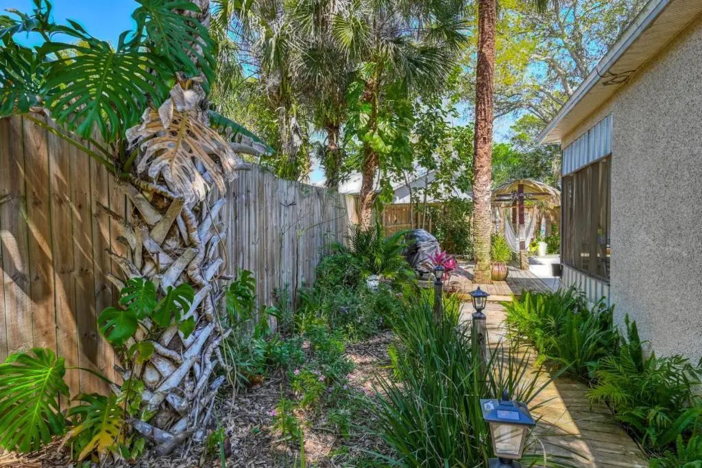 Tiki Nest