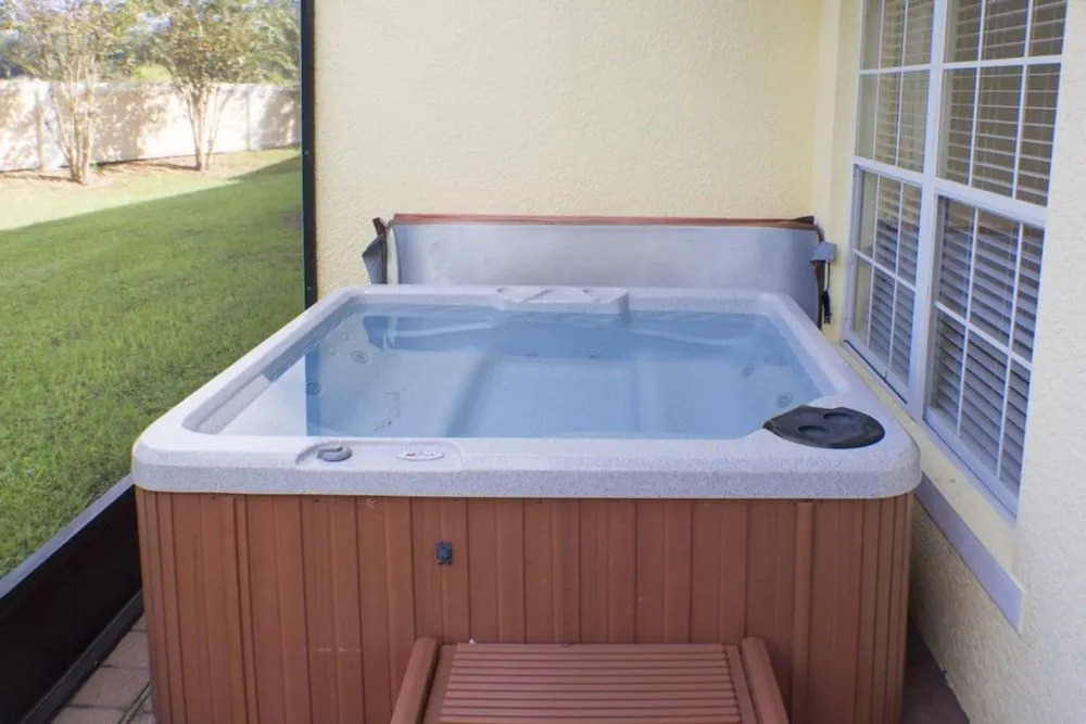 Coral Cay 2412