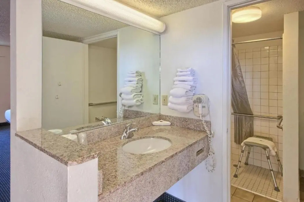 Ramada by Wyndham Merced