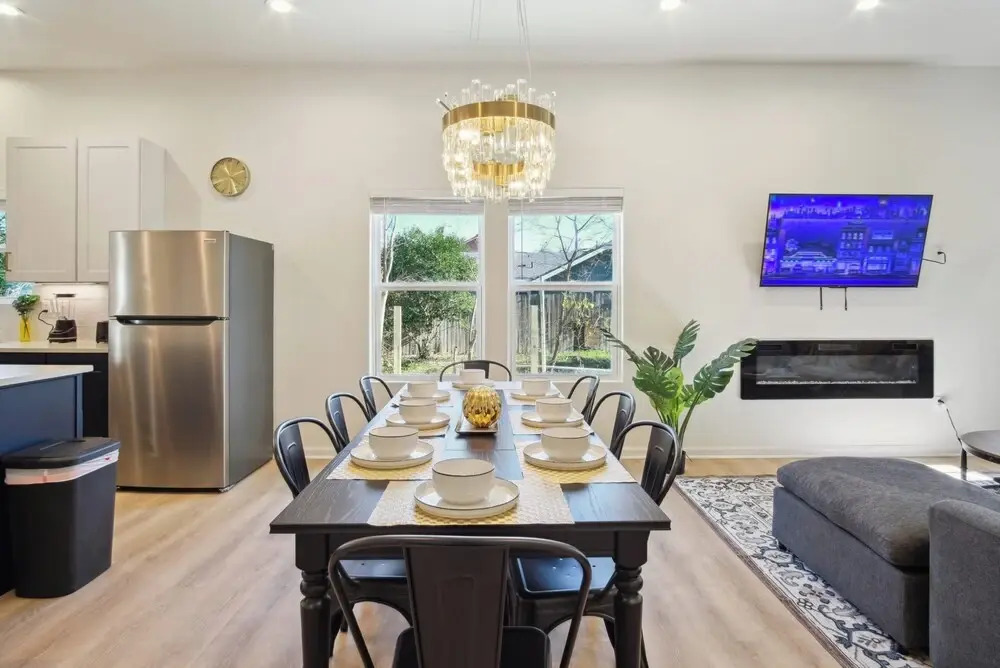 Blissful 5br/3ba Haven Near Riverwalk & Downtown!