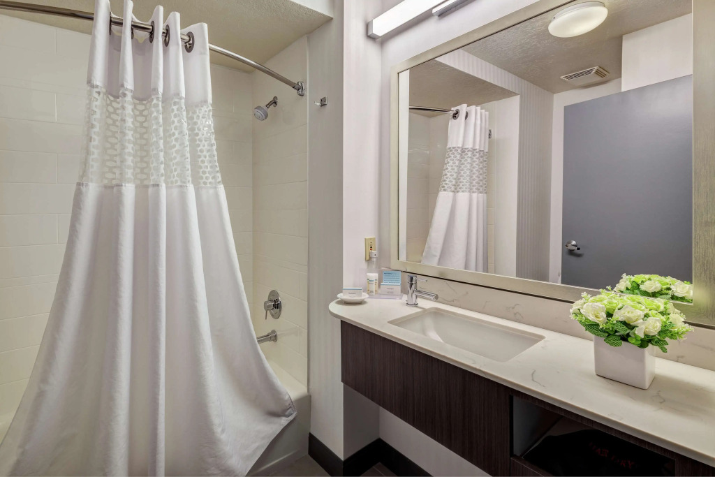 Hampton Inn & Suites Palm Desert