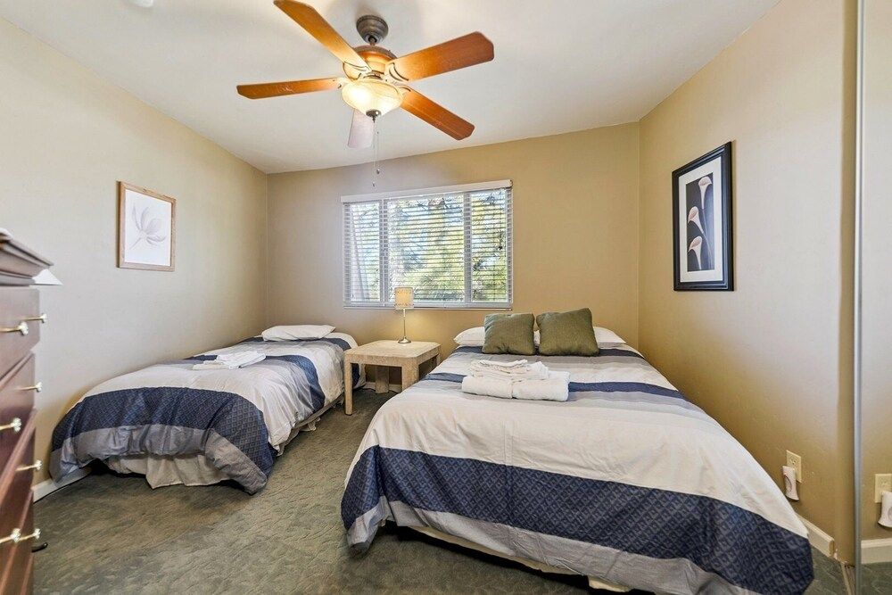 2253 Catalina Drive 4 Bedroom Home