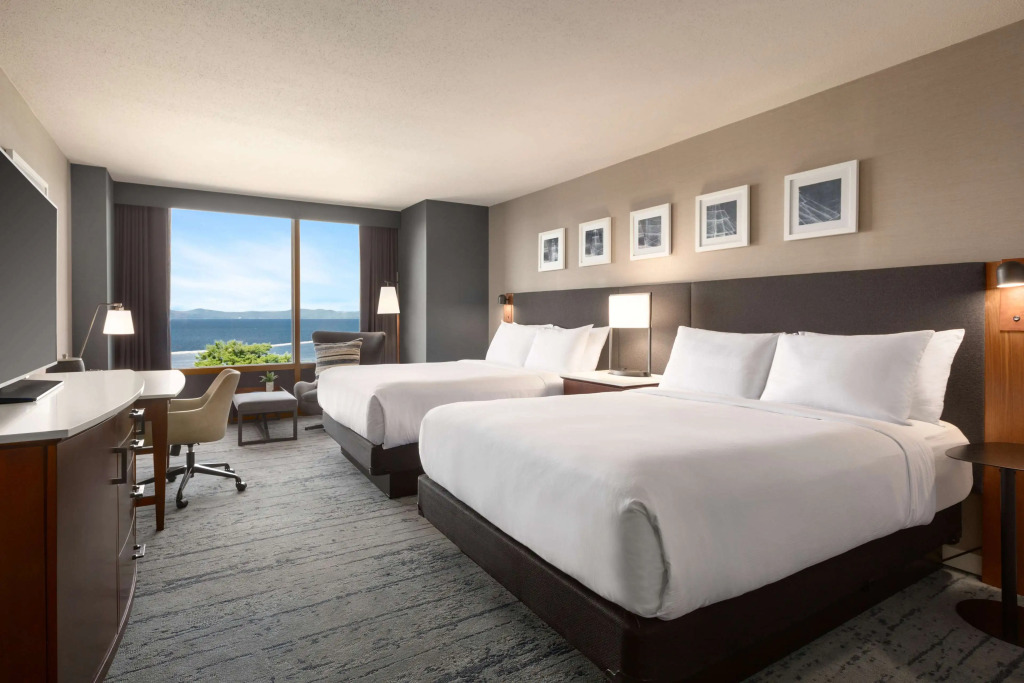 Hotel Champlain Burlington, Curio Collection by Hilton