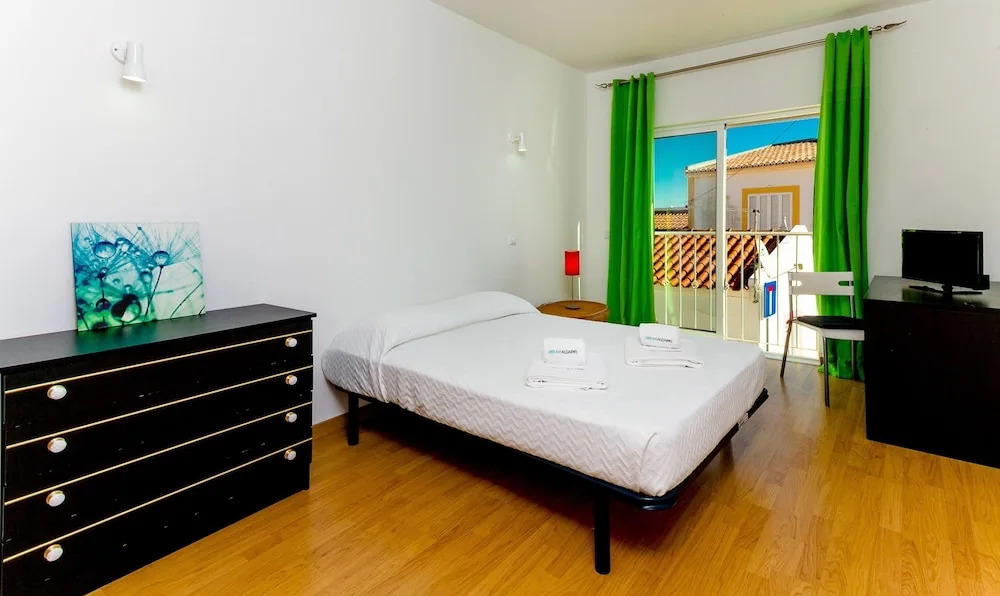 A23 - Barao de Sao Joao Townhouse