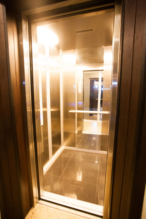 Le Hua Hotel