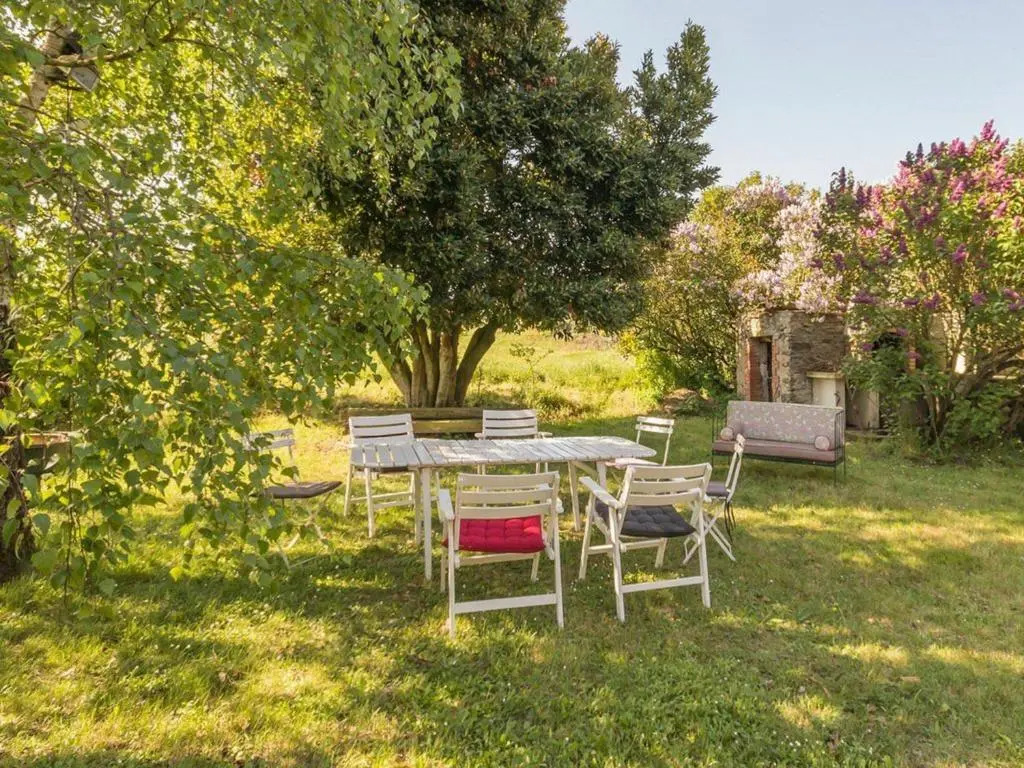 Gîte typique au cœur de Monnières, proche Sèvre, jardin privatif, Wifi, idéal pour pêche et rando - FR-1-306-985