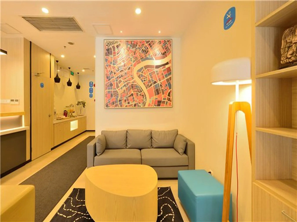 Hanting Hotel Shanghai Babaiban Pudian Road Metro Station
