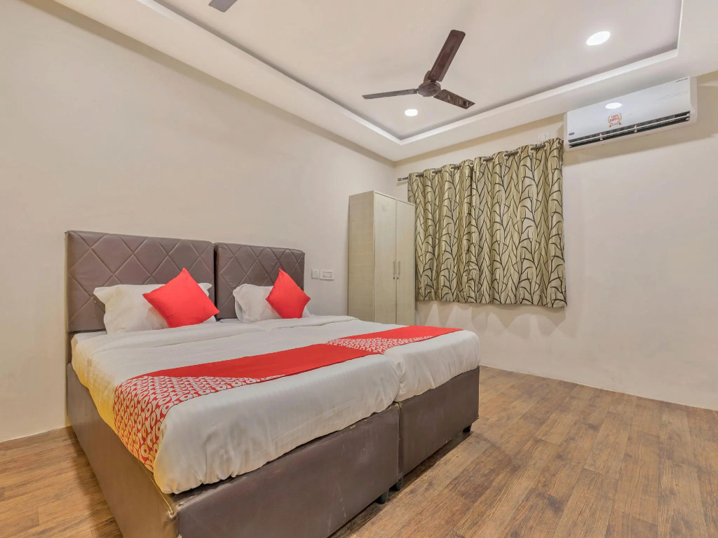 OYO Flagship 11609 Hotel Ruby Grand