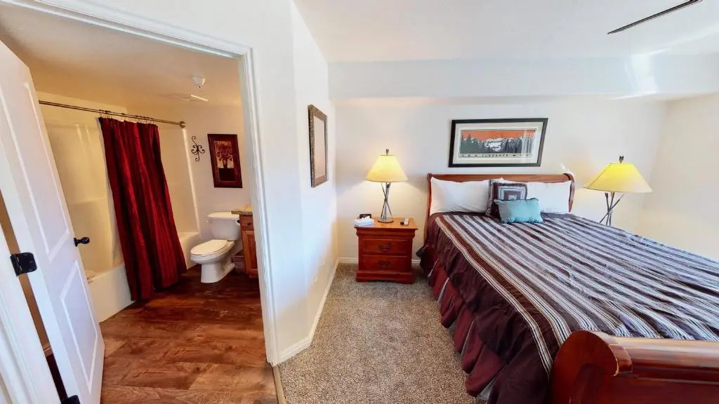 Red Cliff Condos ~ 1H
