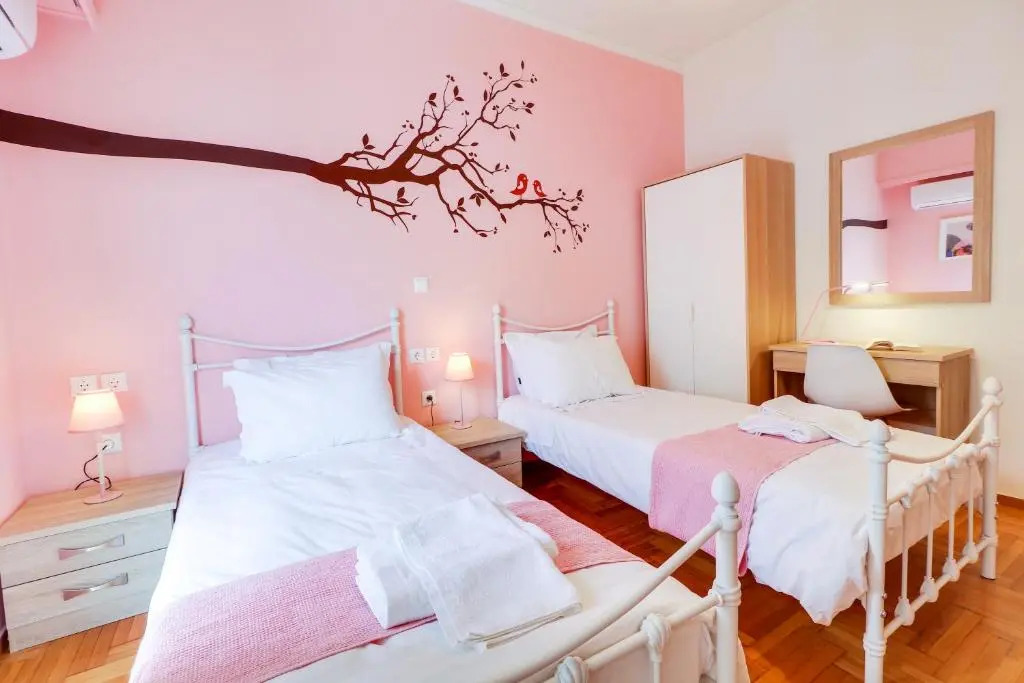 Spacious Central Flat☆3min to Metro☆AC|Netflix|PC