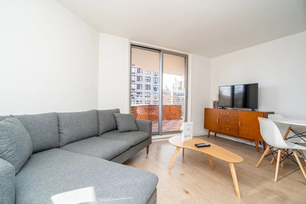 2ND Ave Apartments 30 Day Rentals