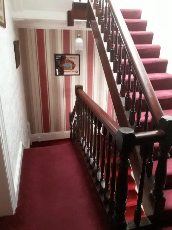 Glenavon Guest House