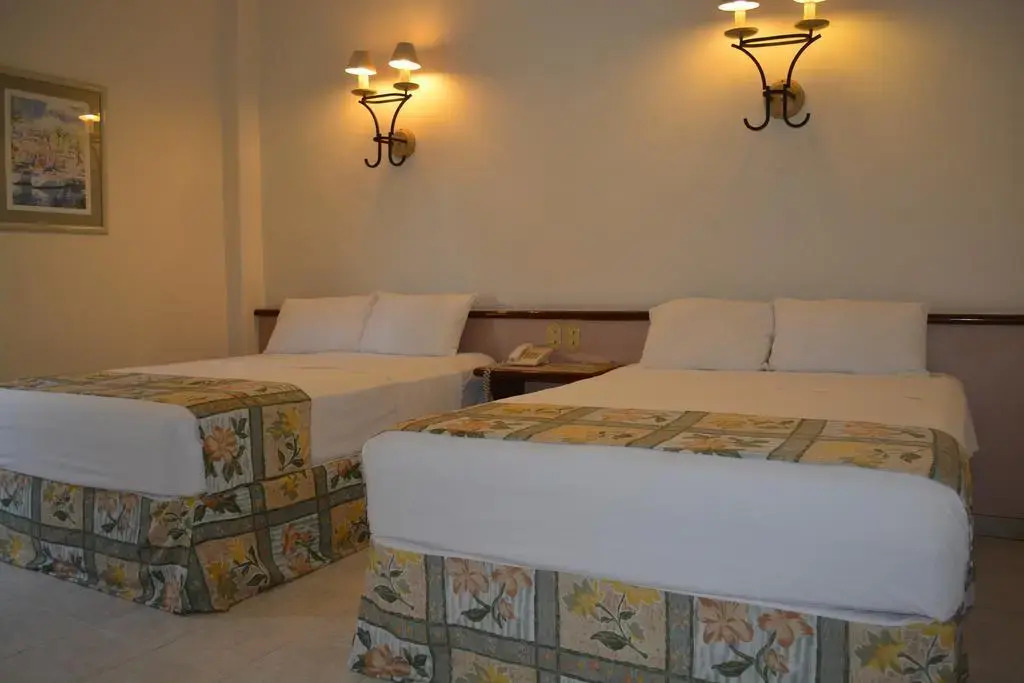 Hotel Ruiz Milán
