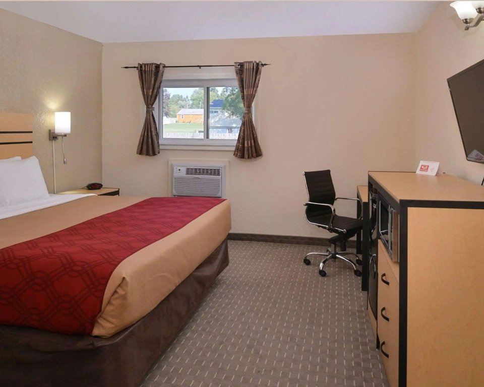 Econo Lodge Rochester I-90 & I-390