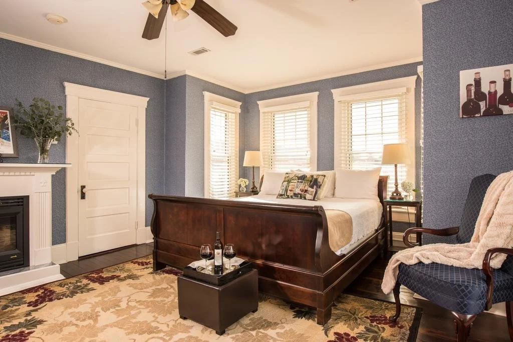 Steeles Tavern Manor Bed and Breakfast