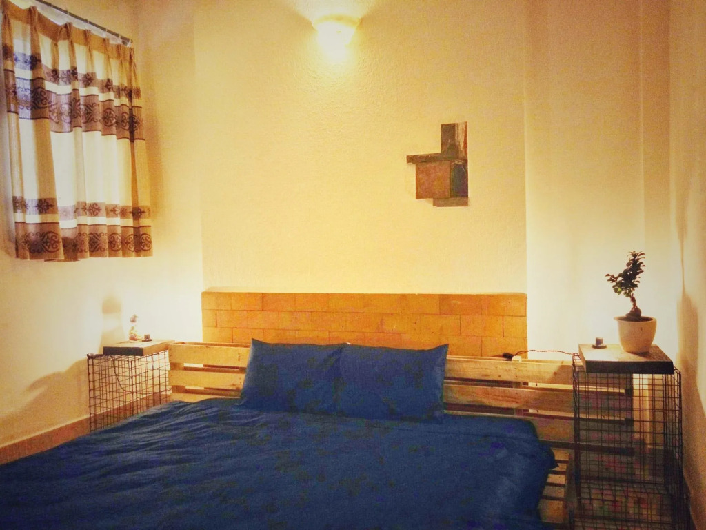 Leuleu Hostel
