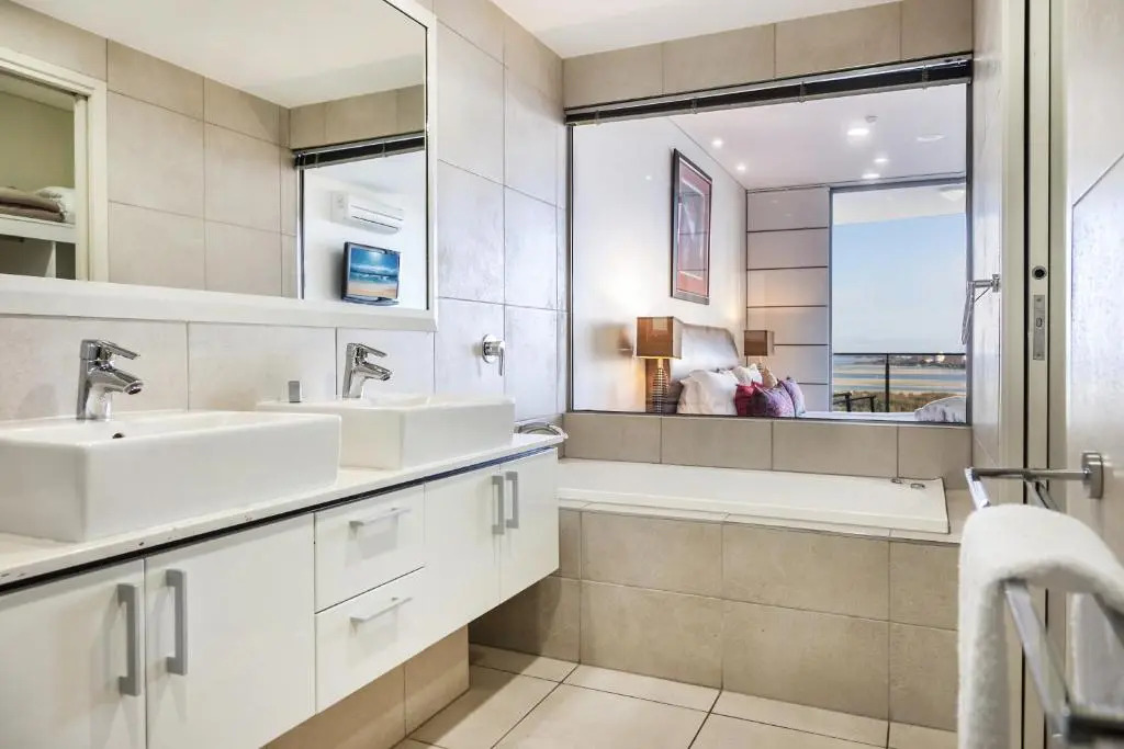 Monaco Caloundra