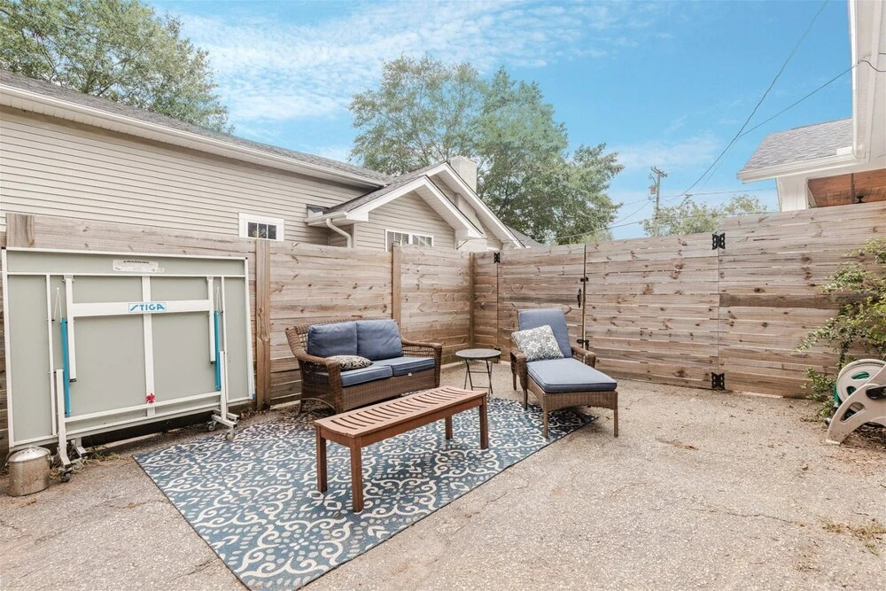 Beechwood Ave, 303