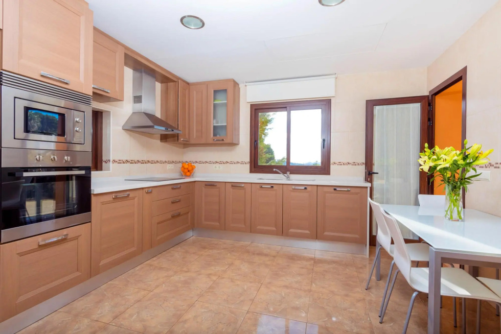 Villa Near Ibiza Town Sleeps 1214