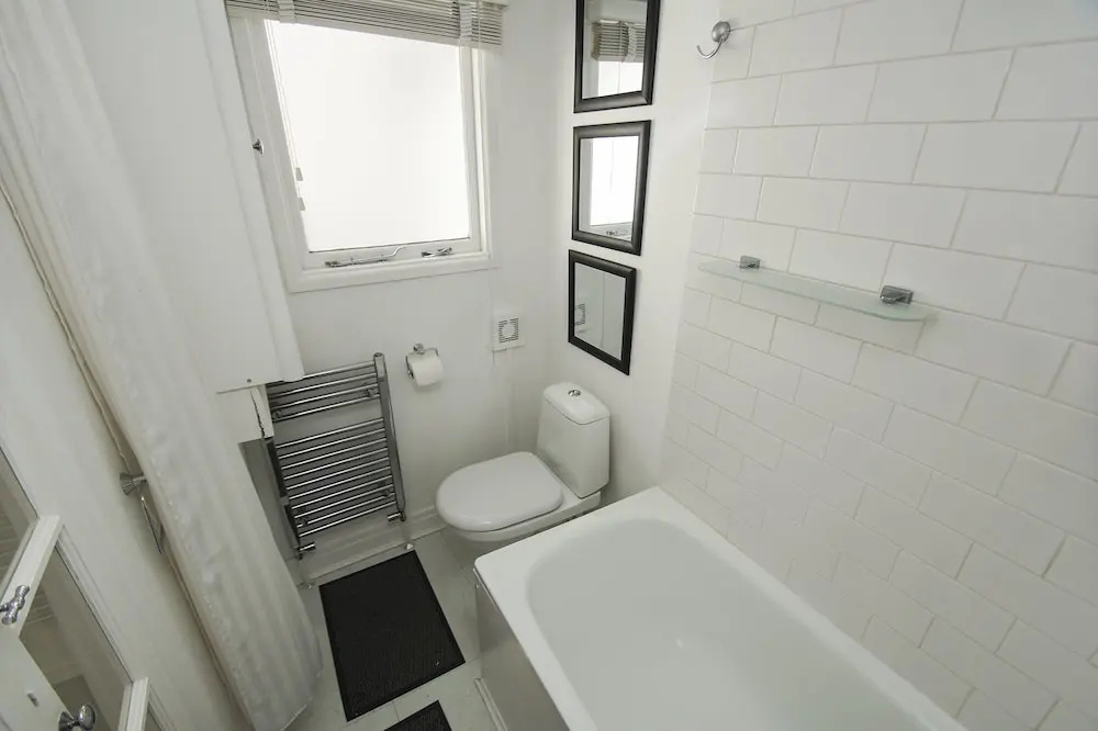 Marine Gardens - Central - by Brighton Holiday Lets