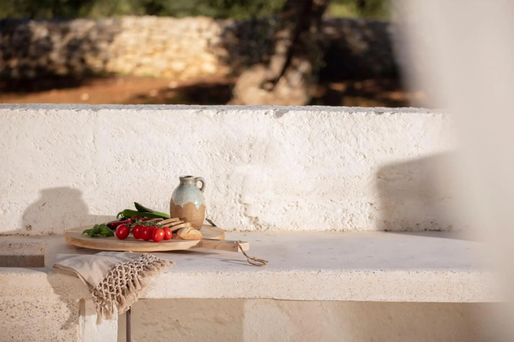Elegant and refined villa with pool immersed into the mediterannean bush-DIMORA DALUMA
