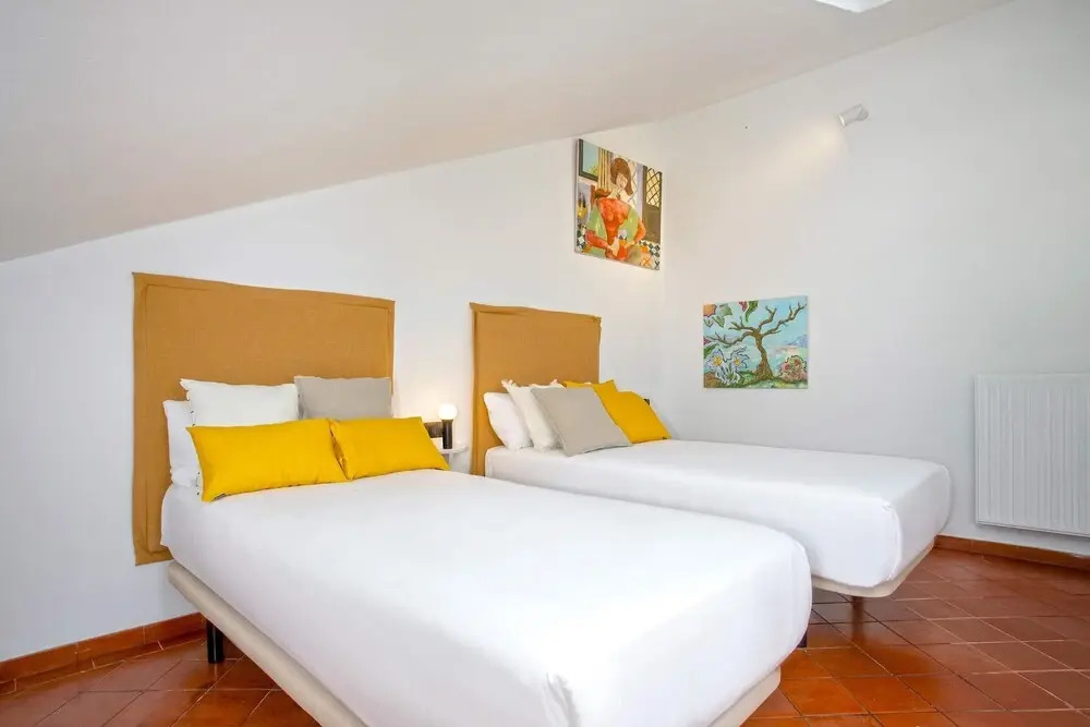 Unique Sevillian House with Pool. Casa Tintes