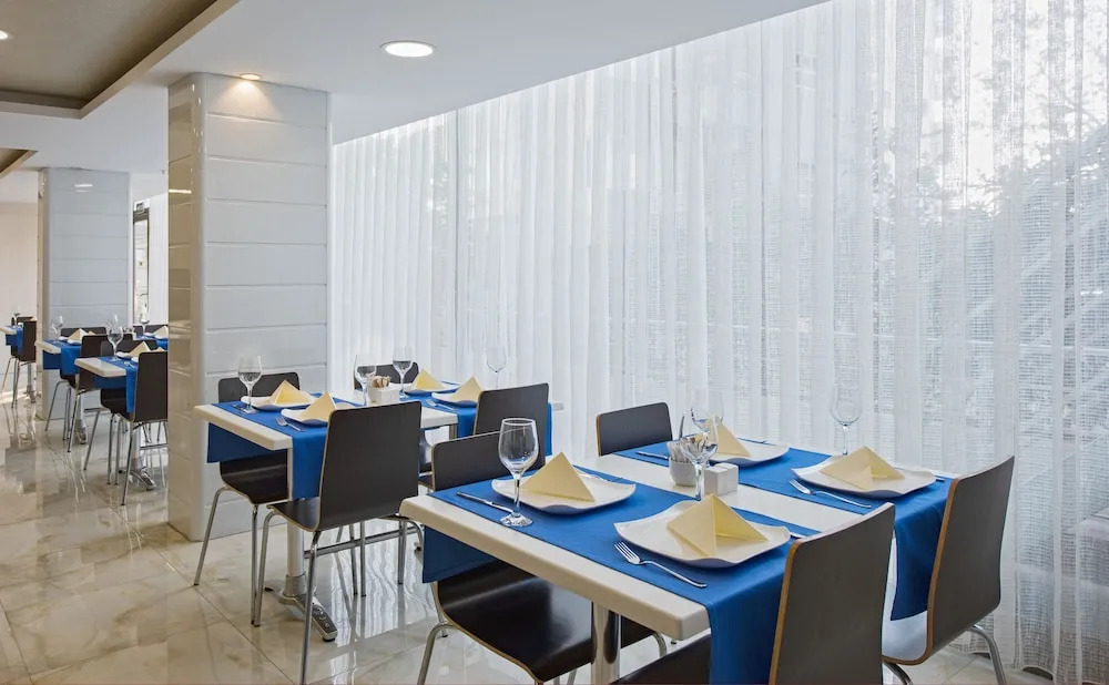 Citrus Luna Suite Hotel