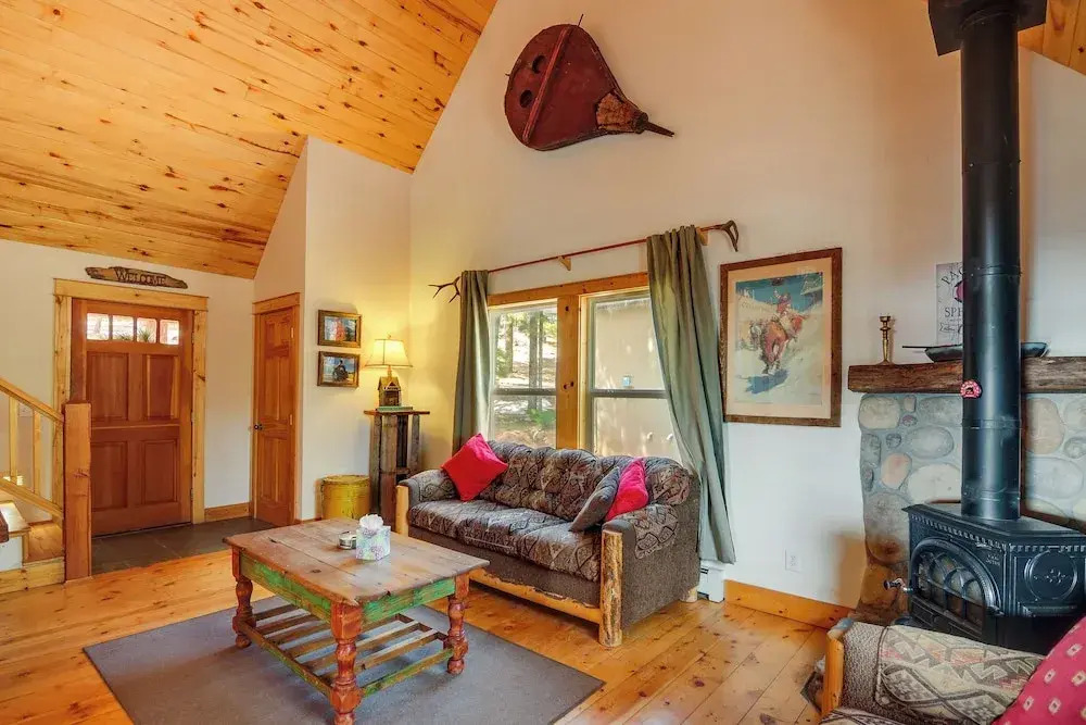 Rustic Pagosa Springs Cabin w/ Hot Tub + Game Room