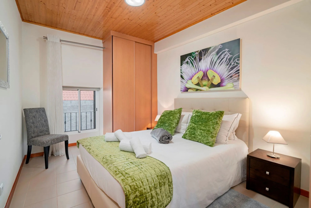 In the pedestrianised Funchal Old Town, close to amenities | Taberna Apartment 3