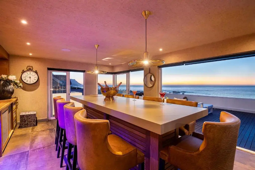Clifton YOLO Spaces - Clifton Private Beach Villa