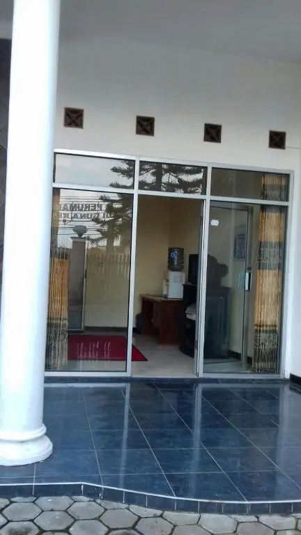 Villa Ardon Batu
