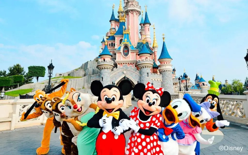Apartment 2 Bedroomed Near Disneyland Paris with Garden Parking at Serris