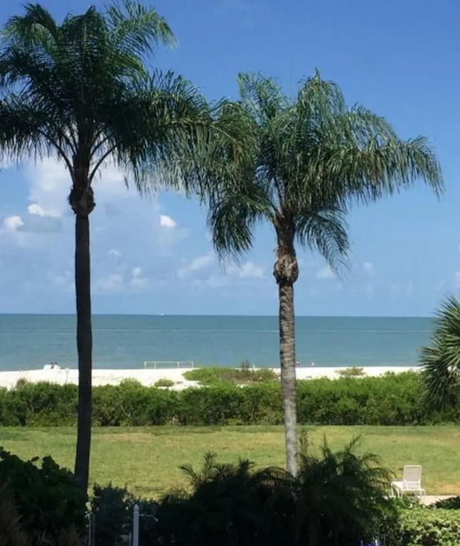 Estero Beach And Tennis 806 B