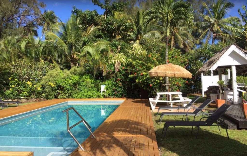 The Black Pearl Beachside Apartments